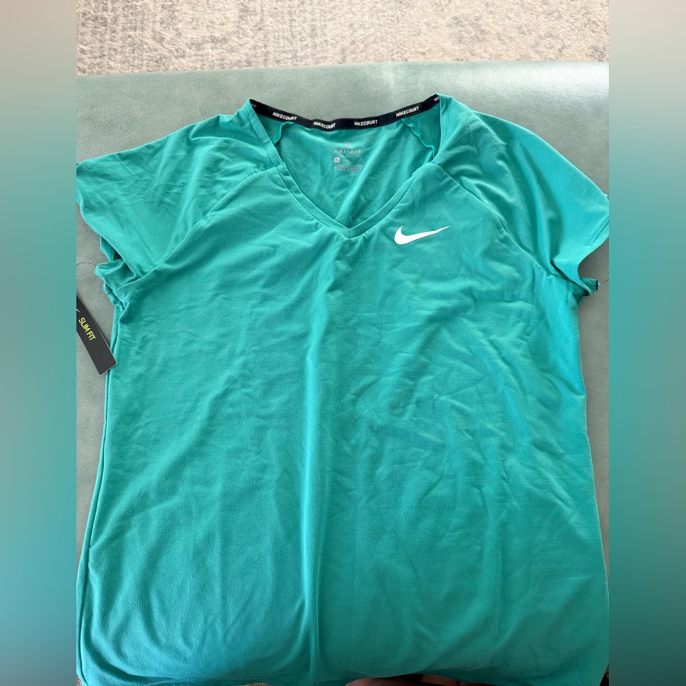 Nike women’s ' Teal Dri-FIT Tennis Top - Picture 2 of 3
